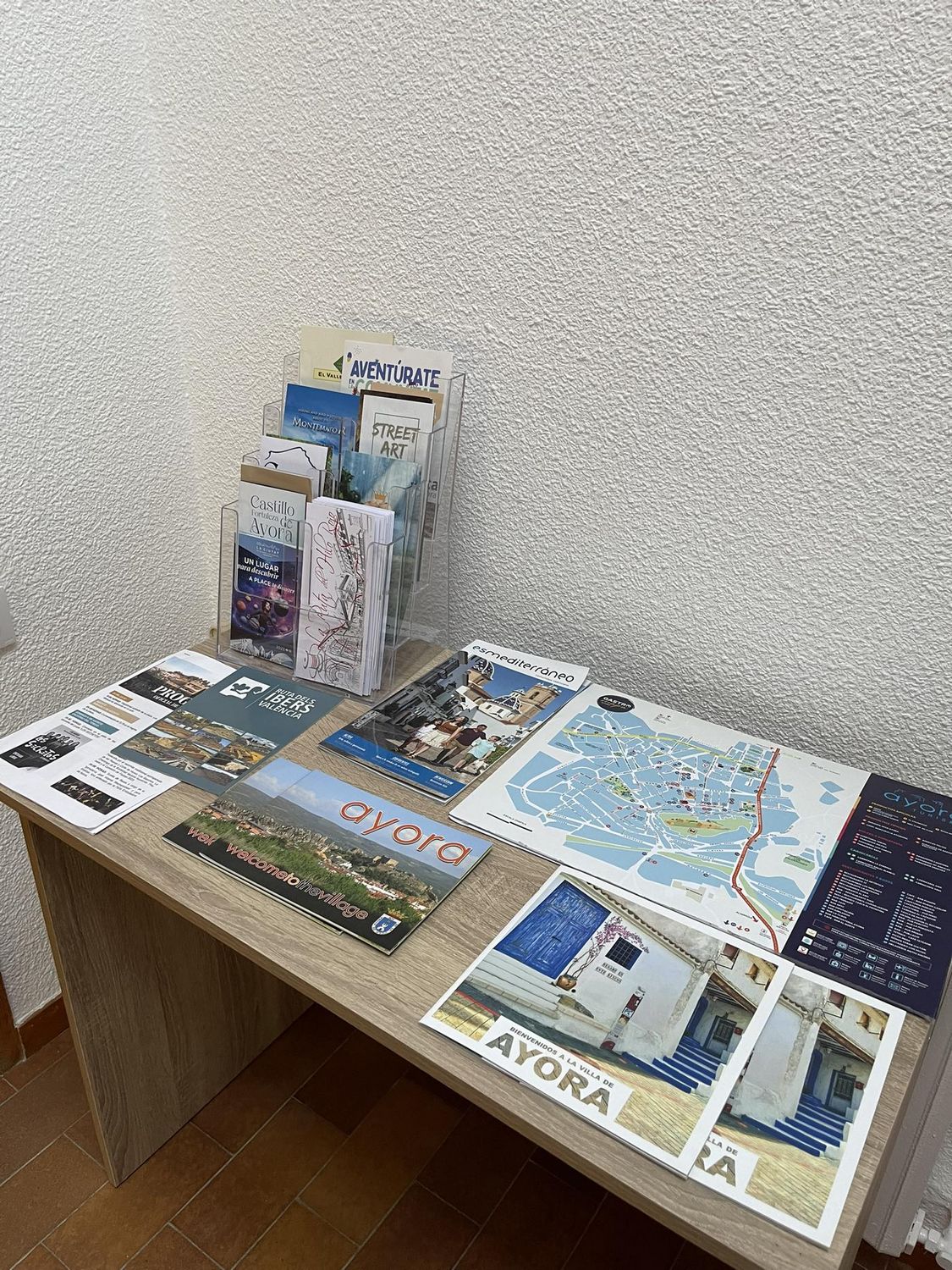 tn_Leaflet Table