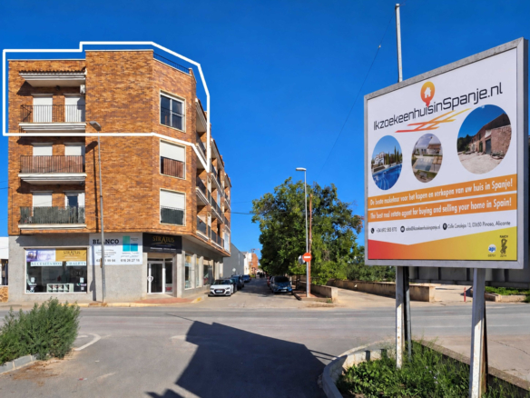 appartement met terras in Pinoso